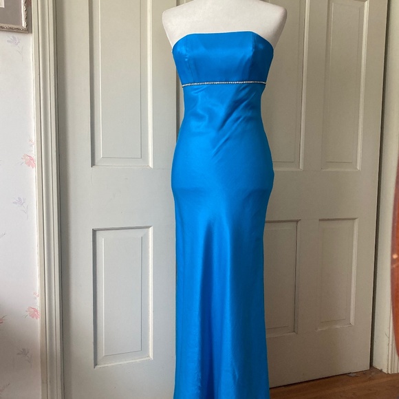 Faviana Rhinestone Evening Gown & Wrap SZ 3/4 - Picture 1 of 16